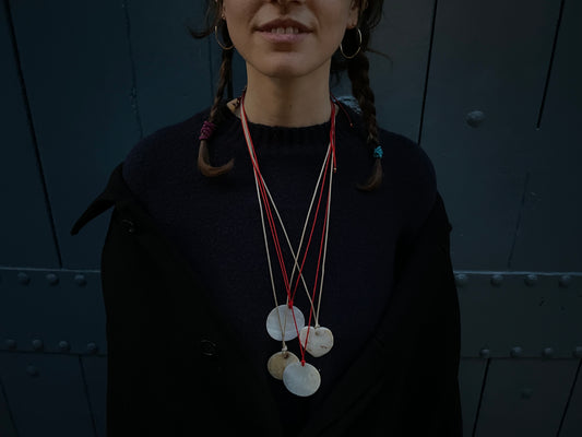 Nora string necklace