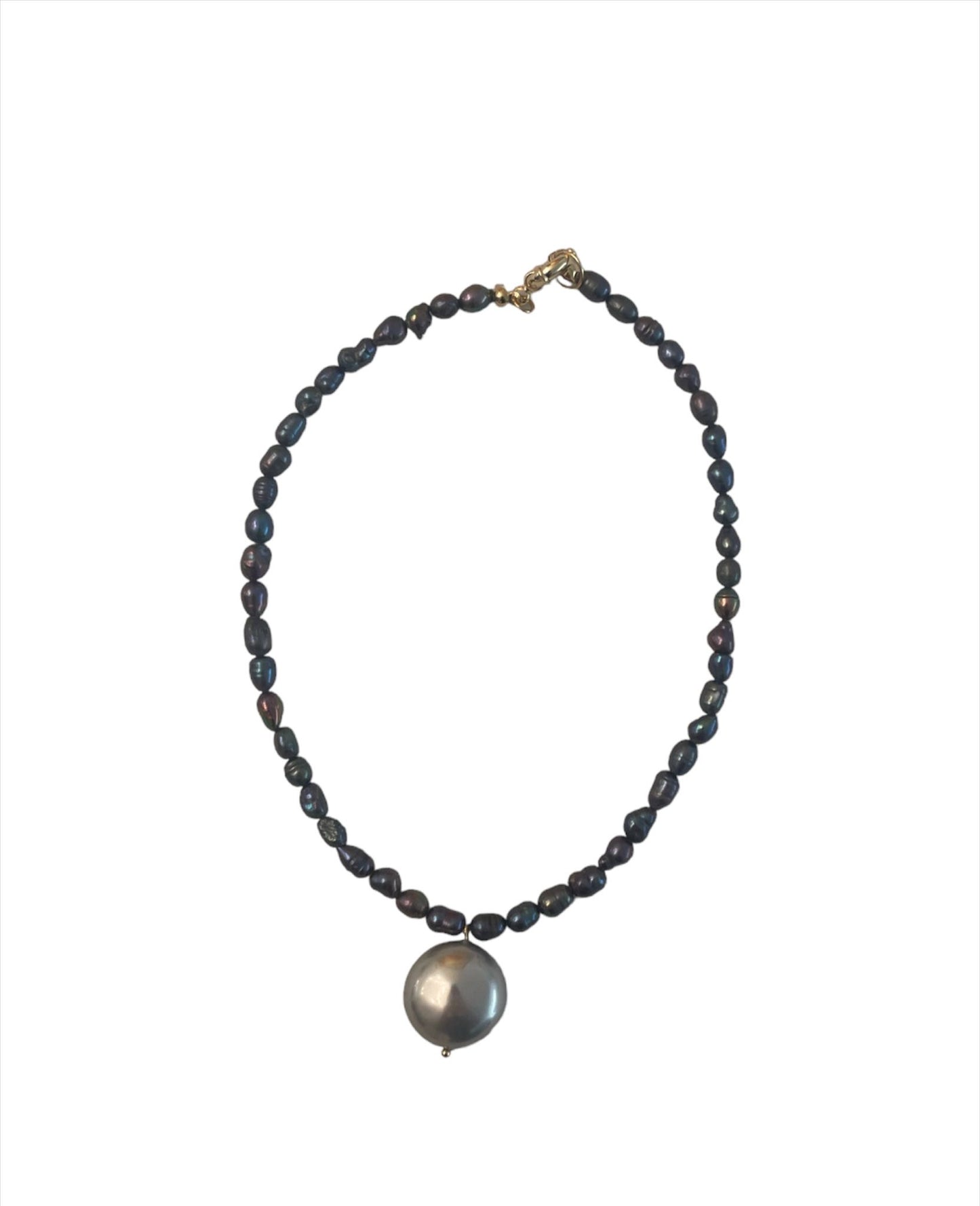 Maria pearl necklace